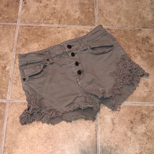 Mossimo jean shorts. Size 6